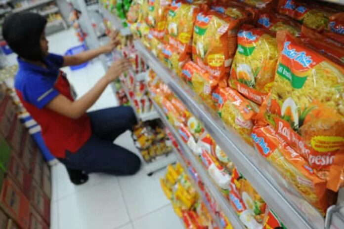 indomie-131010-1.jpg