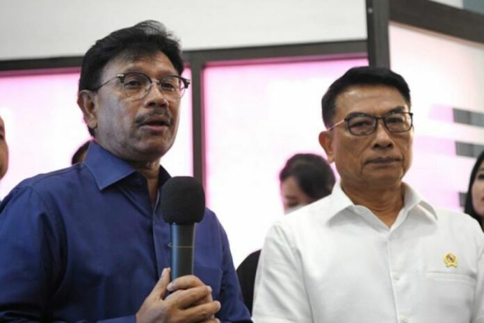 kominfo-menteri-johnny-ksp-moeldoko-noc-telkom-DRA_5212copy_copy_2481x1656-01_1