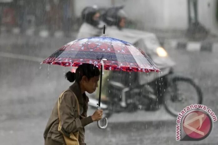20121228Curah-Hujan-Tinggi-28121