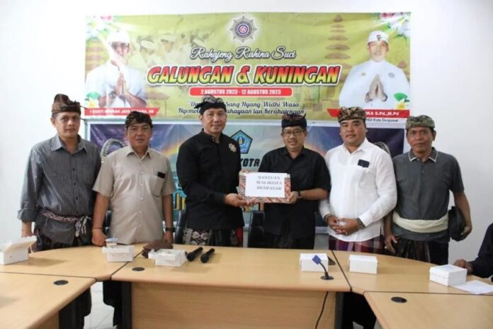 Bantuan-daging-babi-pemkot.jpg