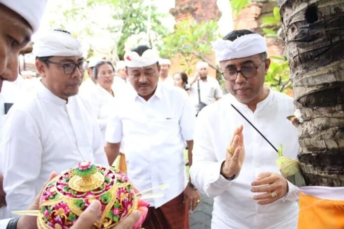 Jayanegara-Tumpek-Wariga.jpg