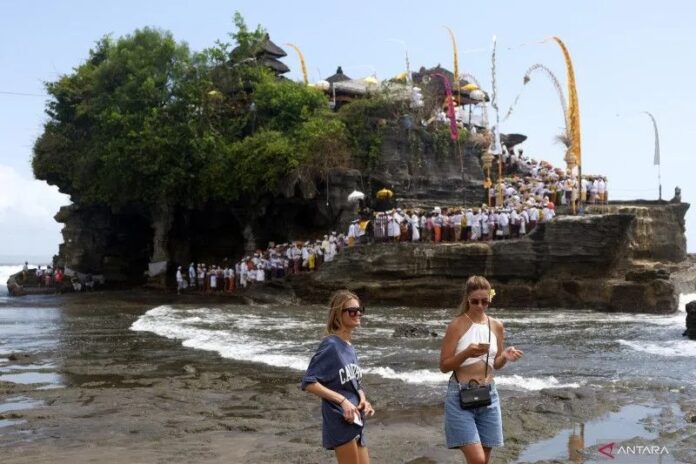 antarafoto-bali-sebagai-destinas