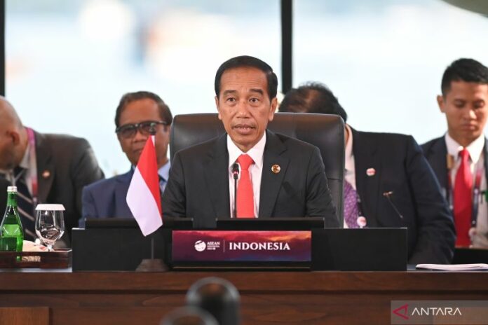 antarafoto-jokowi-ktt-asean-100523-riv-1