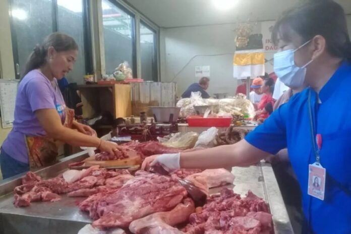 Pemeriksaan-daging-babi-edit.jpg