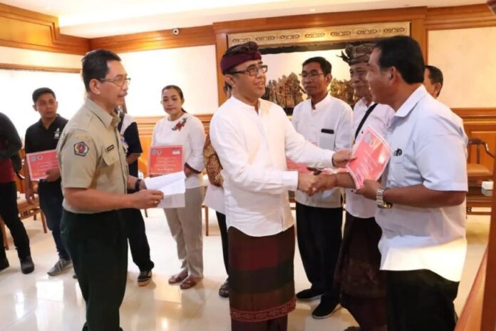 Pemkot-bantuan-bencana-edit.jpg
