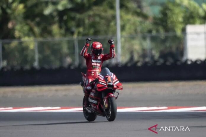 antarafoto-pecco-juara-motogp-15