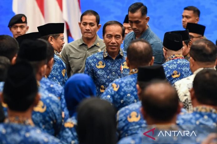 presiden-jokowi-buka-rakernas-ko