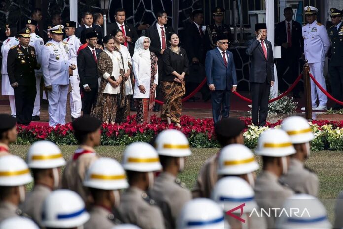 presiden-jokowi-pimpin-upacara-k