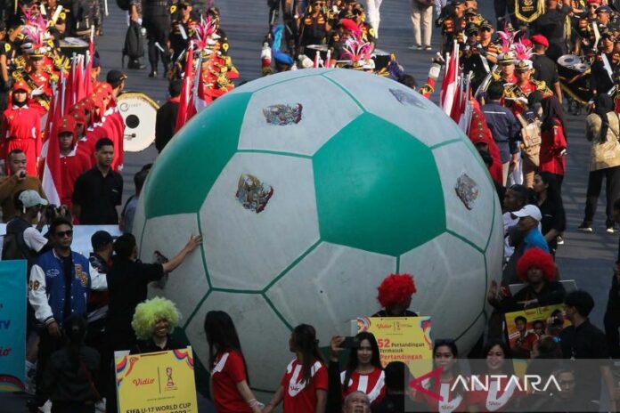 Semarak-Trophy-Experience-FIFA-U-17-World-Cup-291023-Ds-2