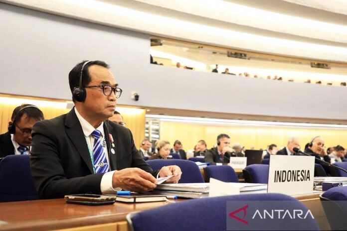 Menhub-Sidang-IMO-London_1.jpeg