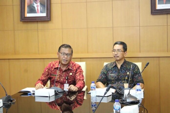 Sekda-Denpasar-rapat-bencana.jpg