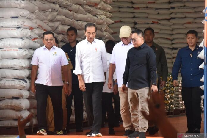 antarafoto-jokowi-bantuan-pangan
