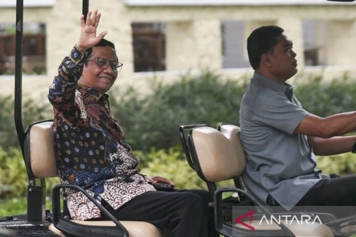 Mahfud-Mengundurkan-Diri-010224
