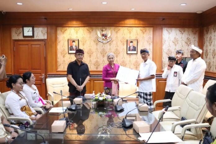 Penyerahan-BMD-Sanur.jpg