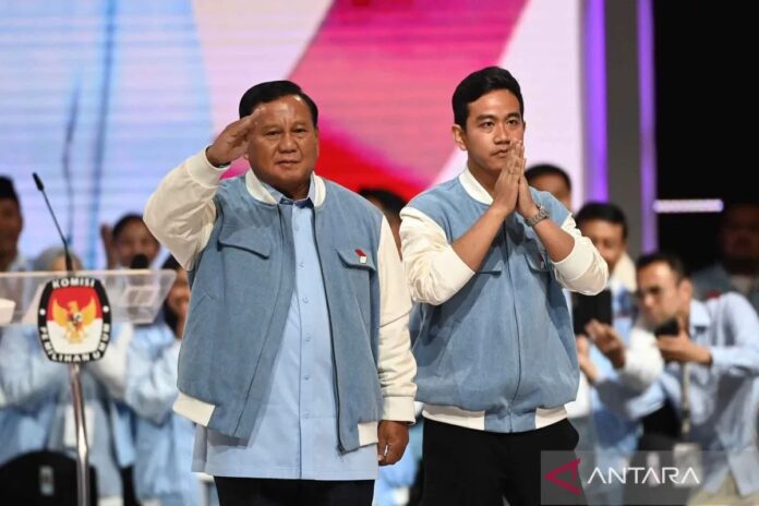 Prabowo-Gibran-debat-pilpres-040