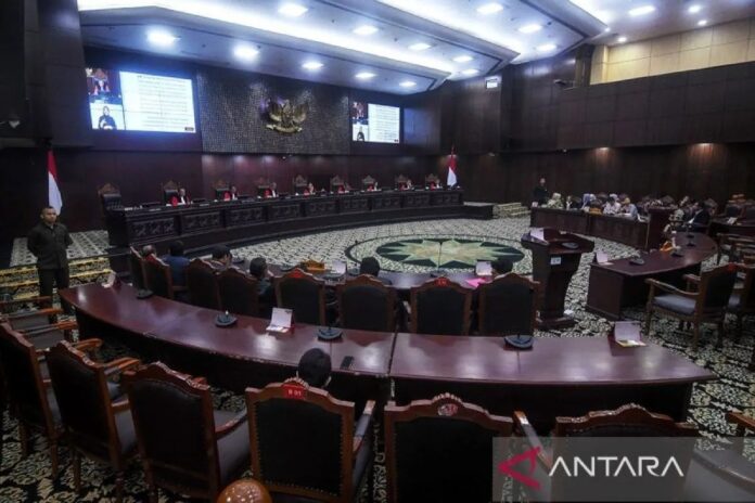 MK-Perintahkan-Ketentuan-Ambang