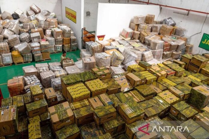 Paket-pekerja-migran-indonesia-t