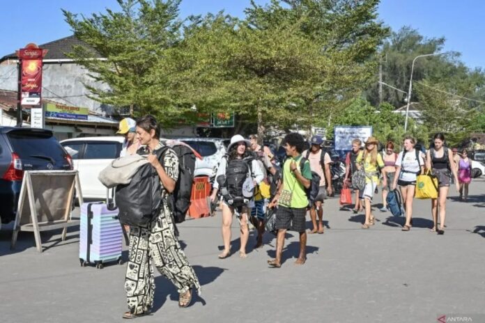 antarafoto-jumlah-kunjungan-wisa