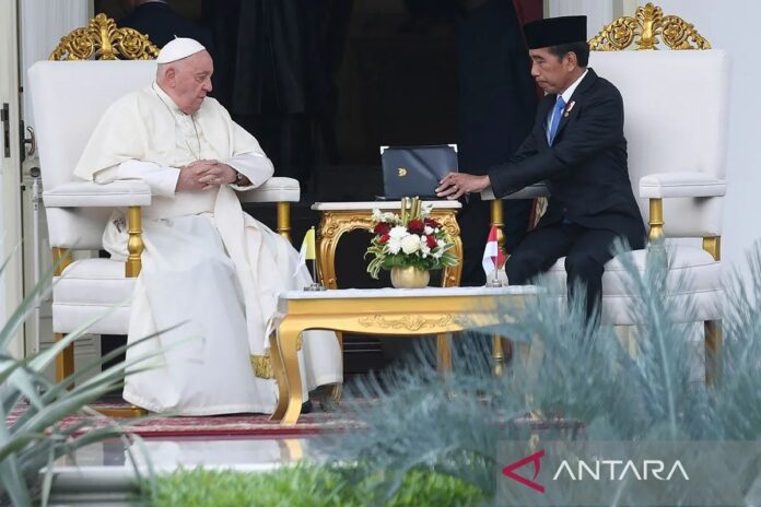 presiden-jokowi-menerima-paus-04