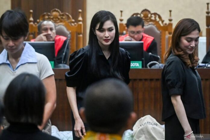 Sidang-Lanjutan-Terdakwa-Harvey