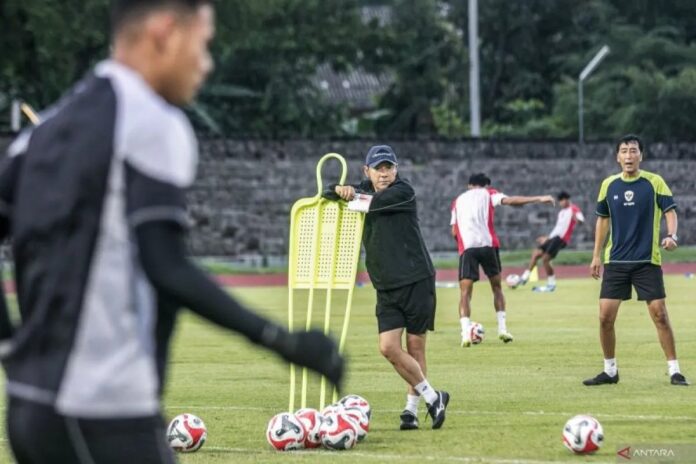 Latihan-Timnas-Indonesia-Jelang