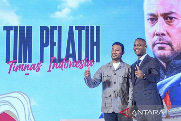 Perkenalan-Pelatih-Baru-Timnas-Indonesia-120125-Adm-20