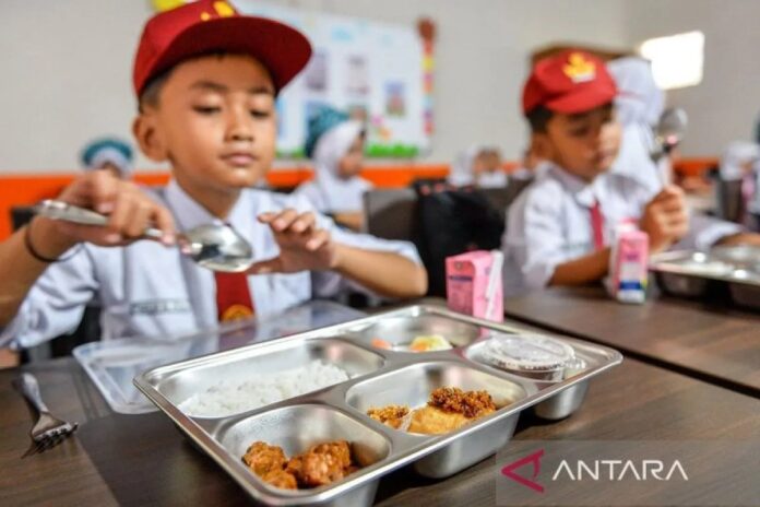 Uji-Coba-Makan-Bergizi-Gratis-Di