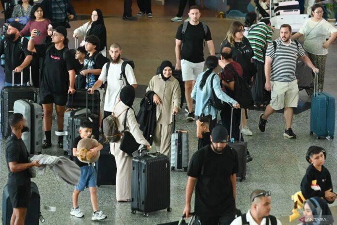 Penumpang-Bandara-Bali-2024-2301
