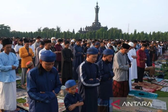 shalat-idul-fitri-bali-100424-nh