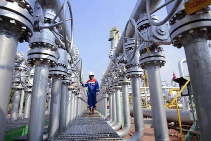kilangpertamina.jpg