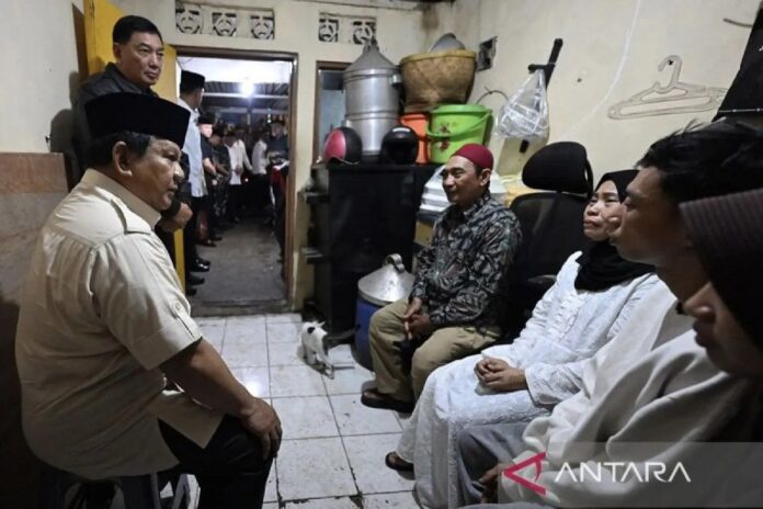 presiden-melayat-ke-rumah-duka-a