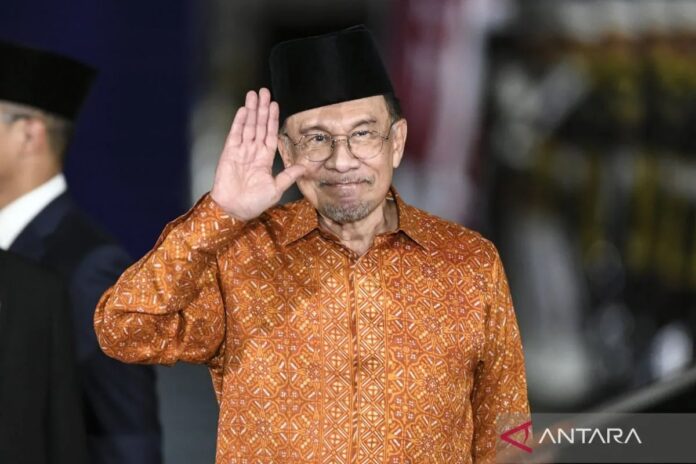 pm-malaysia-anwar-ibrahim-tiba-d