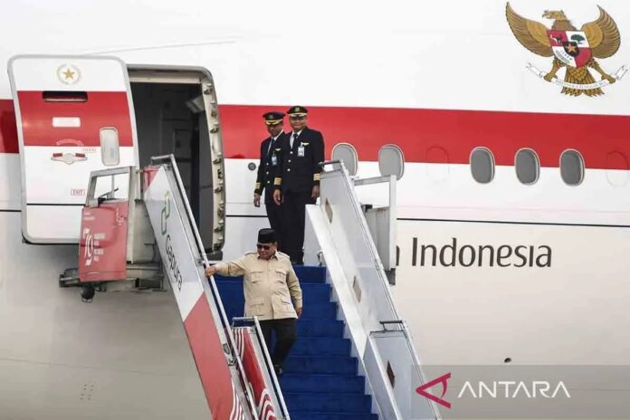 Presiden-tiba-di-tanah-air-usai