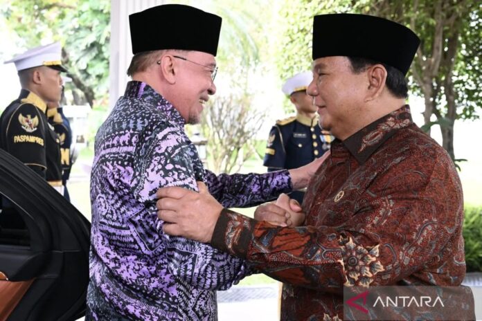 presiden-prabowo-bertemu-pm-anwar-ibrahim-2762294.jpg