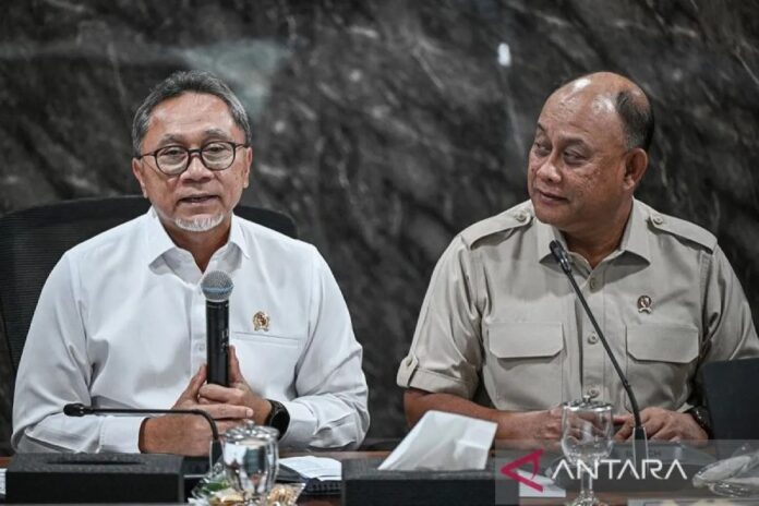 rapat-koordinasi-terkait-penyaluran-program-mbg-2765537.jpg