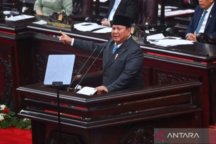 presiden-prabowo-berpidato-dalam (1)