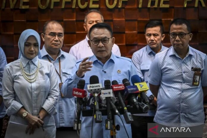kepala-ksp-dan-kepala-bgn-bahas-pembenahan-mbg-2803041.jpg