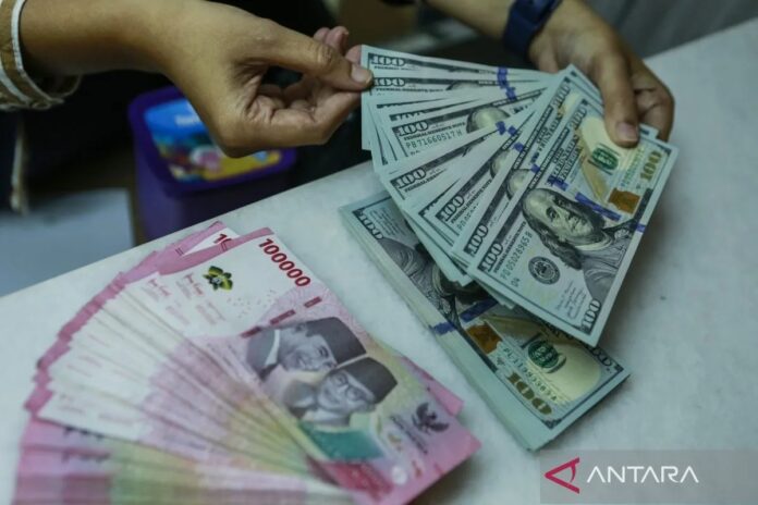 nilai-tukar-rupiah-melemah-27844