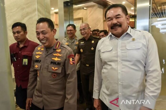 kapolri-bertemu-jaksa-agung-2821