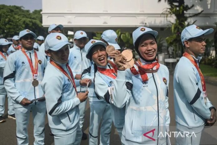 Pemberian-bonus-untuk-atlet-Asia